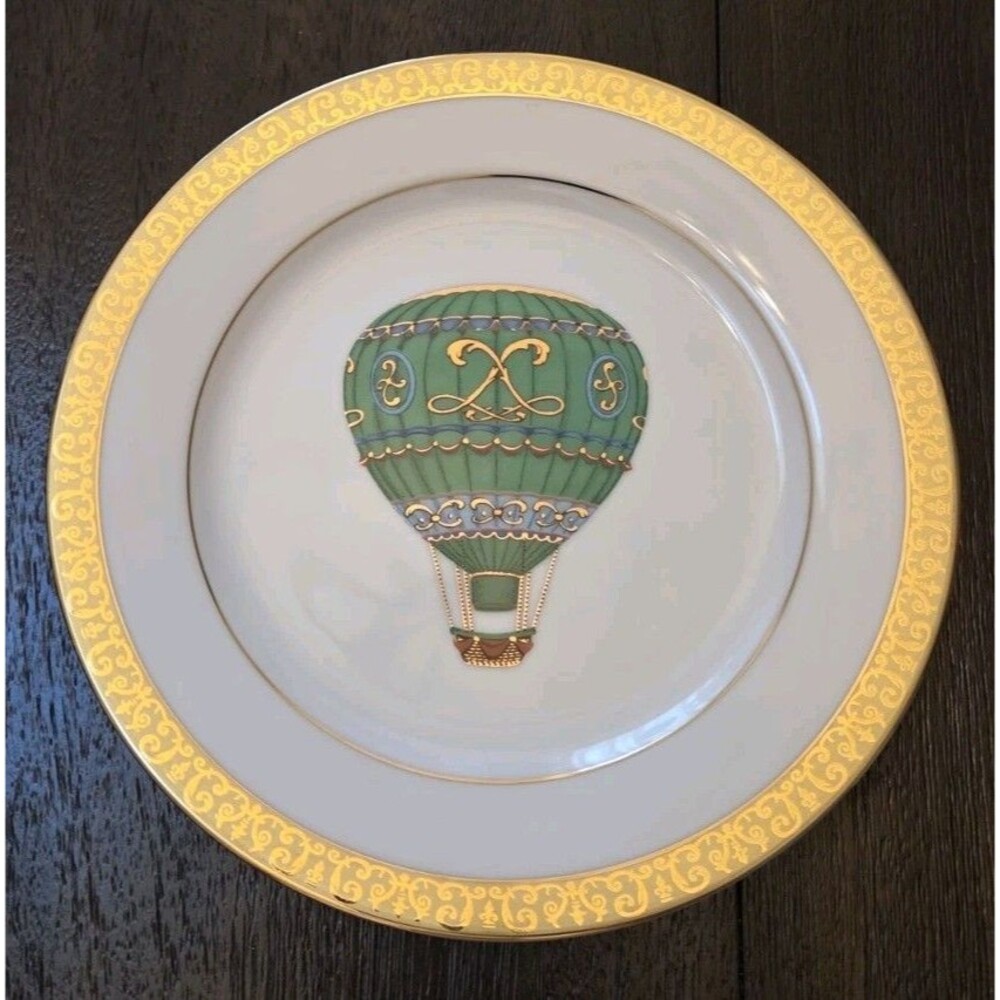 Vintage Elegant Royal Gallery Hot Air Balloon Plate, Royal Buffet, 8.5"